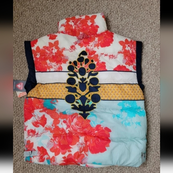 SOLD - Picture 5 of 7